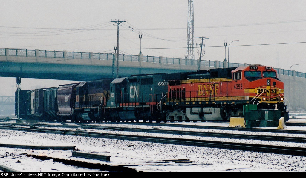 BNSF 4353 East